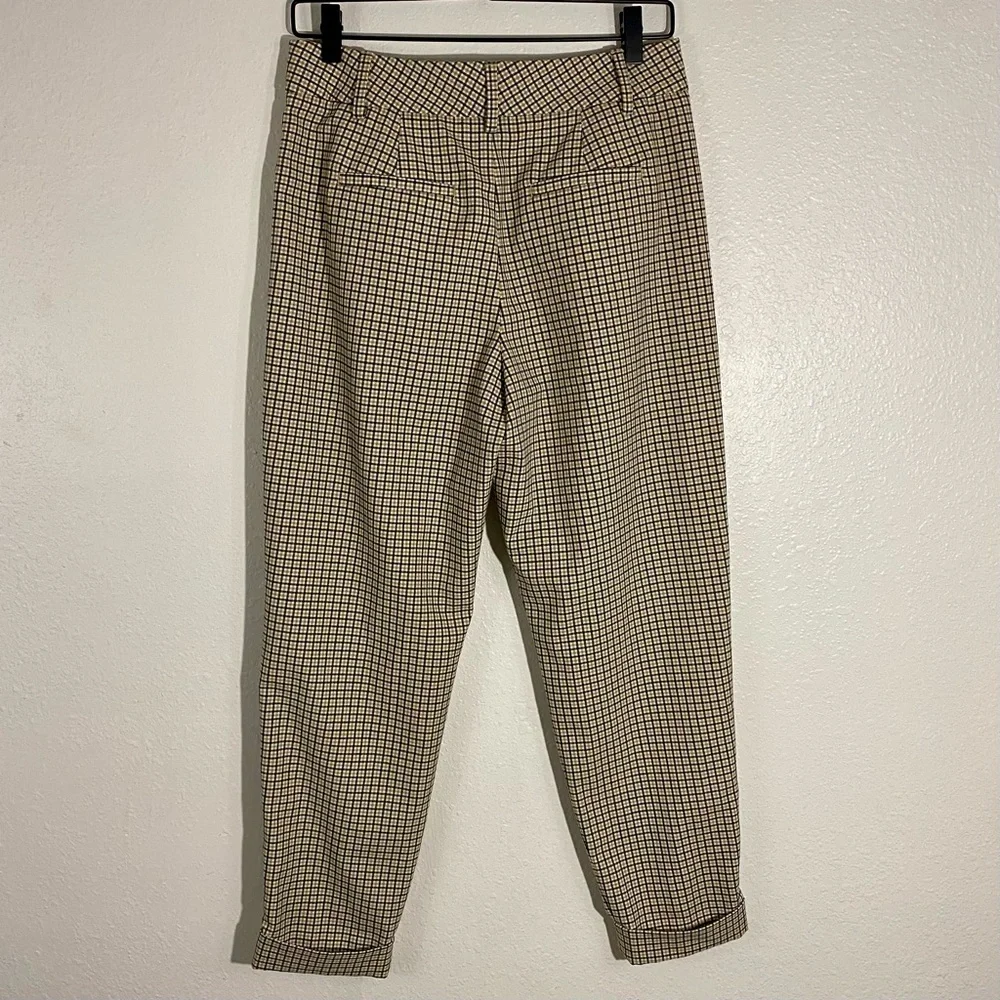 Banana Republic Plaid Cropped & Cuffed Trousers Women’s Size 4 White Black Tan
